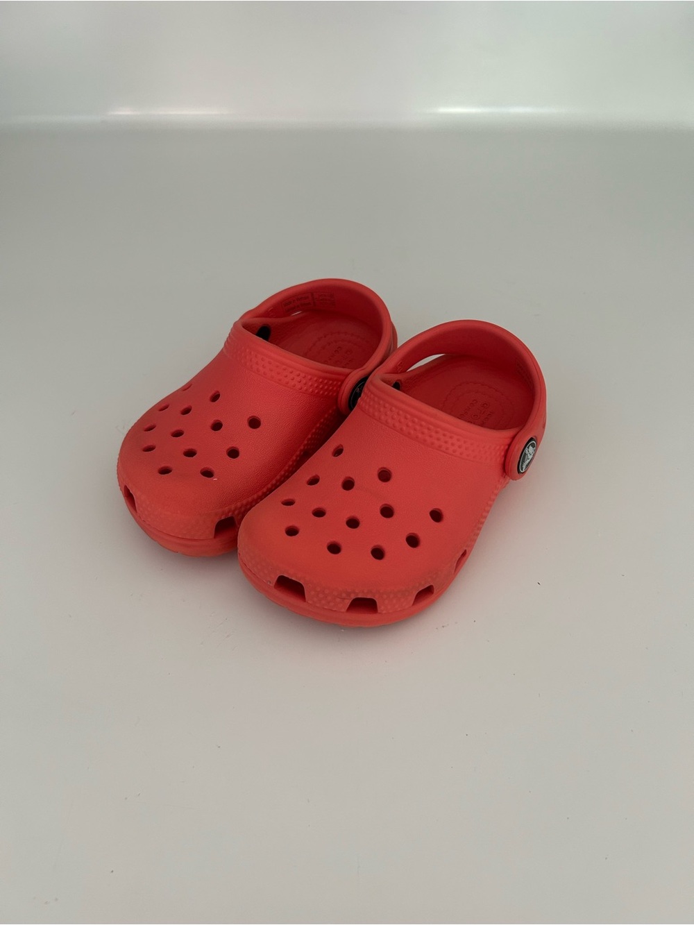 CROCS Classic Coral Clog Sandals Water Shoes Size 7